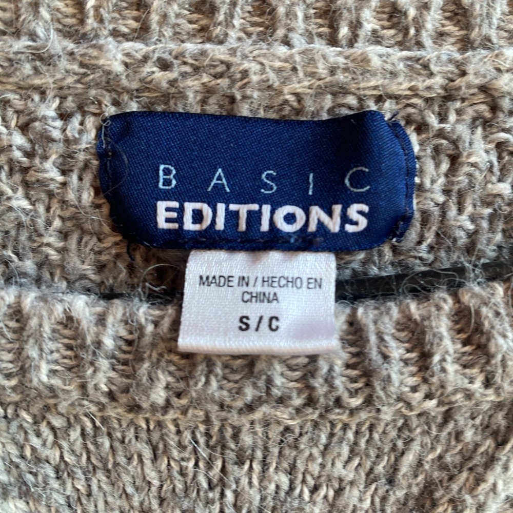 Basic Editions Grey Cable-Knit Sweater - image 4